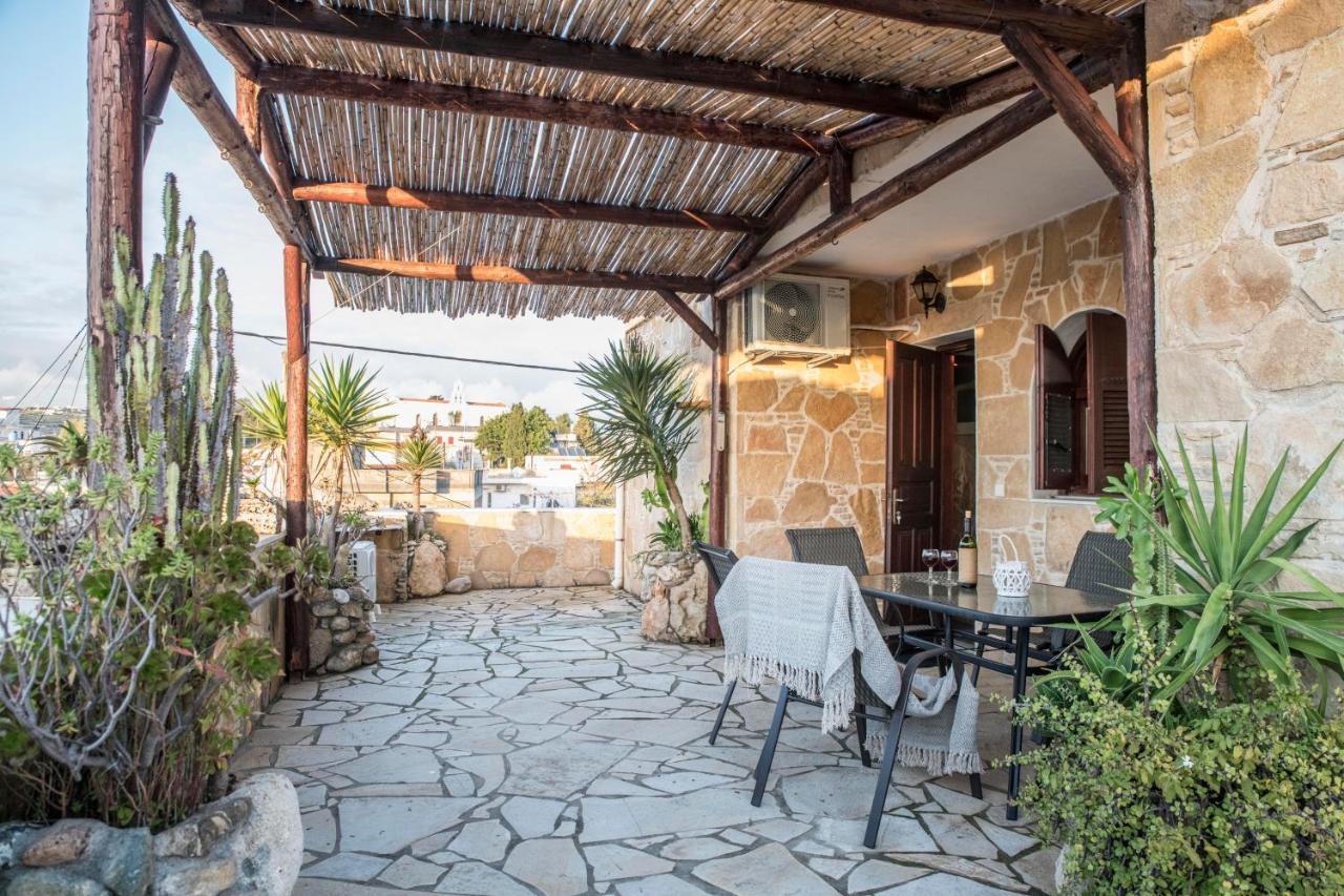 Bella Vita Style rooms&apartments Pitsidia Buitenkant foto